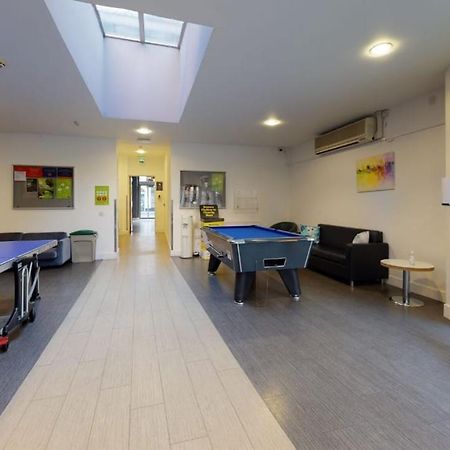 For Students Only Contemporary Studios At Iq Hoxton In Londen Buitenkant foto