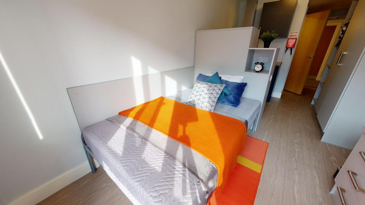 For Students Only Contemporary Studios At Iq Hoxton In Londen Buitenkant foto